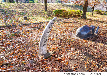 A clear autumn day at Asu Sports Park: Akebonozou in the Ancient Plaza (Hanno City, Saitama Prefecture) A clear autumn day at Asu Sports Park: Akebonozou in the Ancient Plaza (Hanno City, Saitama Prefecture) 120446913