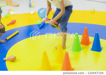 兒童保育/治療圖像 兒童保育/治療圖像 120447194