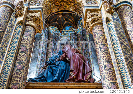 Tomar, Portugal - Mar 12, 2024: The Charola of the Convent of Christ, magnificent Knights Templar architecture at Tomar Tomar, Portugal - Mar 12, 2024: The Charola of the Convent of Christ, magnificent Knights Templar architecture at Tomar 120451545