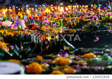 Loi Krathong festival Loi Krathong festival 120452839