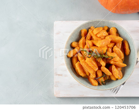 Pumpkin potato gnocchi easy Italian autumn recipe with hokkaido squash 120453706