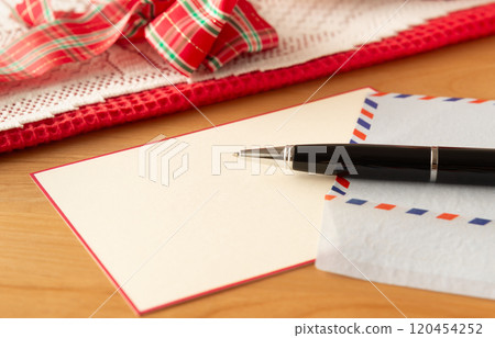 Write a message card to Santa Claus Requests for Santa Seasonal messages 120454252