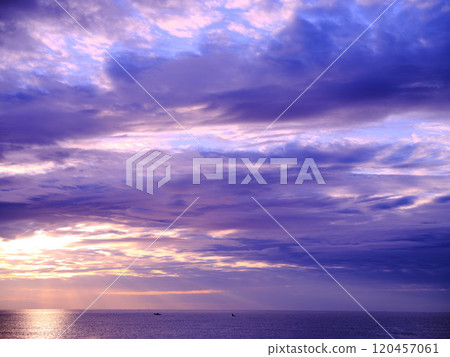 Morning glow Morning glow 120457061