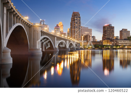 Minneapolis, Minnesota, USA downtown skyline on the Mississippi River 120460522