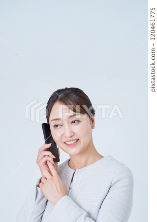 淺談智能手機的女人 120461775