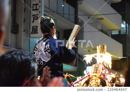 Scenery of Nihonbashi Bettara Market, Tokyo 120464847