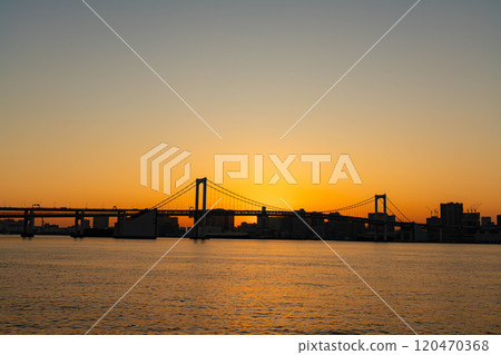 [Sunset Material] Sunset and magic hour seen from Toyosu Gururi Park [Tokyo] 120470368