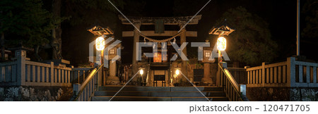 241015 Sakurayama Hachiman Shrine z001-008 120471705