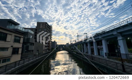 the bridge across the river 120472669