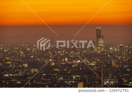 Osaka: Evening view from Nukatayama Observatory 120472791