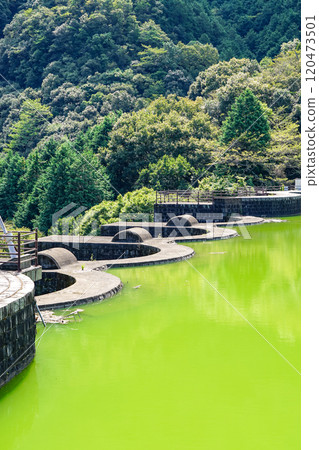豐俊池堰（香川縣觀音寺市），其宏偉和風格讓人想起中世紀的歐洲城堡 120473501