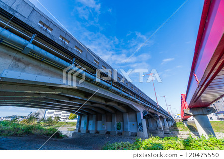 A bridge on a national highway that underwent earthquake-resistance reinforcement work A bridge on a national highway that underwent earthquake-resistance reinforcement work 120475550