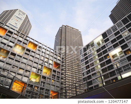 Cityscape with apartment buildings | Shinonome Cityscape with apartment buildings | Shinonome 120477147