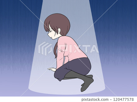 一名女子絕望地倒在地上，垂下雙眼 120477578