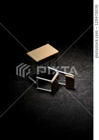 微型書桌和椅子 120478036