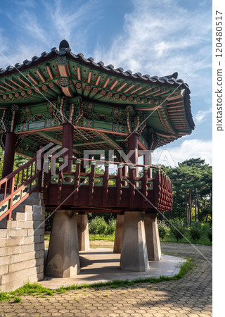 Traditional Korean pagoda in Yeouido park in Yeongdeungpo District on Han river in Seoul, South Korea 120480517