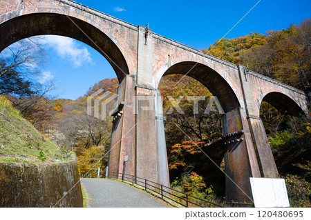 眼鏡橋(舊信越本線碓冰第三拱門) 眼鏡橋(舊信越本線碓冰第三拱門) 120480695