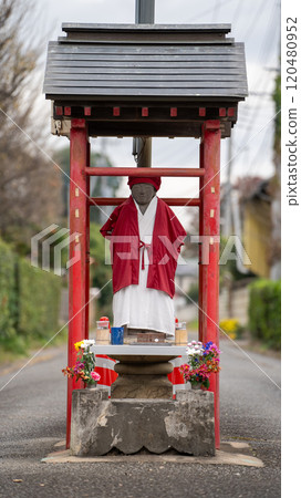 Koyama Jizo statue blocking the road 120480952