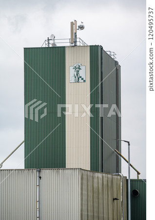 The Steinweg Handelsveem warehouse and logistics company in Amsterdam, The Netherlands 120495737