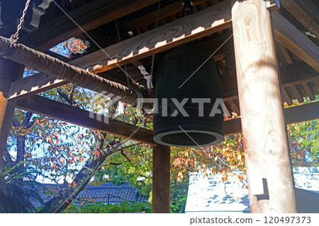 福島縣大阪2兩德院境內的鐘樓 120497373