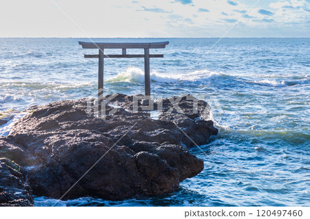 The torii gate of Isosaki Shrine on the seaside of Oarai Beach in Ibaraki Prefecture The torii gate of Isosaki Shrine on the seaside of Oarai Beach in Ibaraki Prefecture 120497460