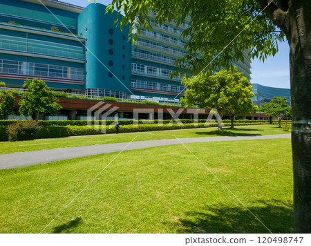 View of Nagisa Park in Otsu City, Shiga Prefecture View of Nagisa Park in Otsu City, Shiga Prefecture 120498747