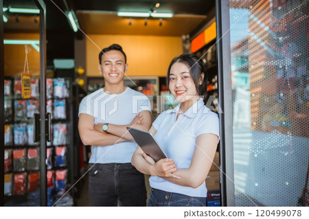 asian professional worker standing crossing arm 120499078