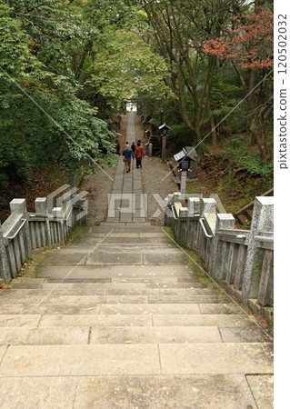 那鬚町溫泉神社的樓梯 120502032