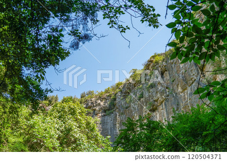 Longdong Scenic Area 120504371