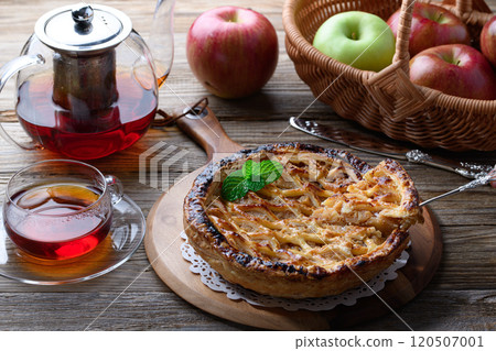 Apple pie (whole apple pie) 120507001