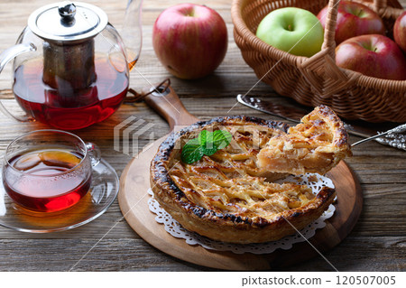 Apple pie (whole apple pie) Apple pie (whole apple pie) 120507005