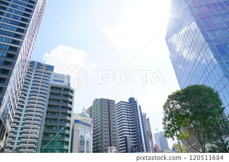 Office building in Minato Ward, Tokyo Office building in Minato Ward, Tokyo 120511684