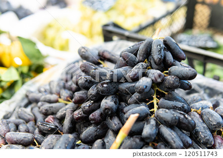 fruit fresh purple sweet black wine food summer healthy closeup natural agriculture market 120511743