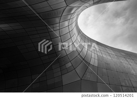 Dongdaemun Design Plaza landmark in Seoul, South Korea, futuristic building designed by architect Zaha Hadid 120514201