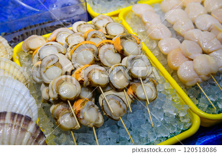 Scallop meat on skewers at japanese market, seafood 120518086