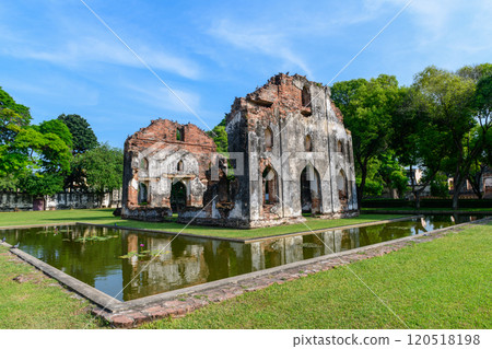 The ruins of King Narai Palace, Lopburi Thailand The ruins of King Narai Palace, Lopburi Thailand 120518198