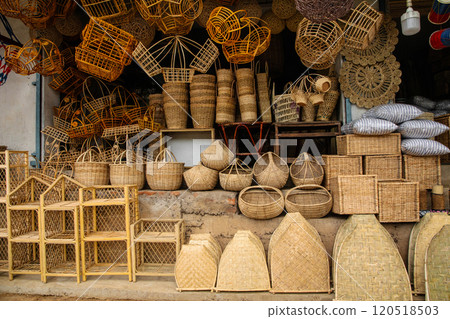 small rattan workshop-shop 120518503