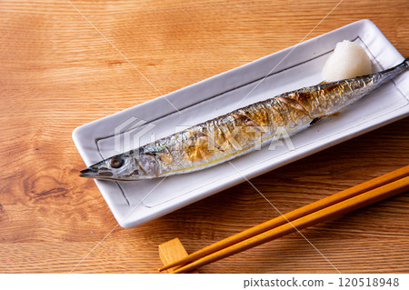 薩拉米香腸烤秋刀魚 120518948