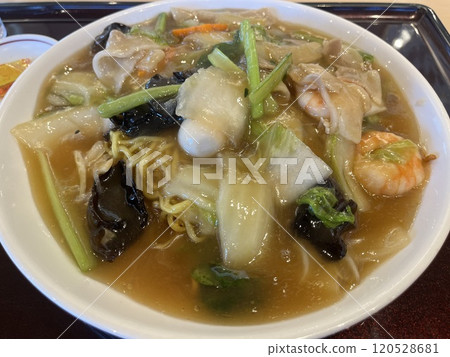 海鮮醬炒麵 120528681