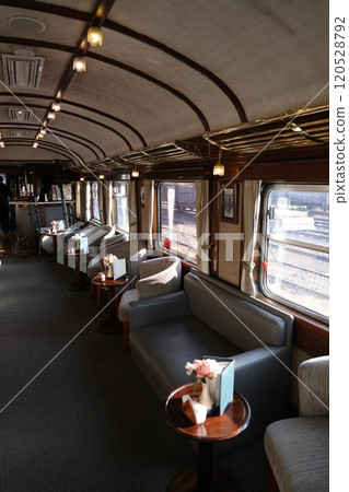 [Peru] Titicaca Train Observation Car 120528792