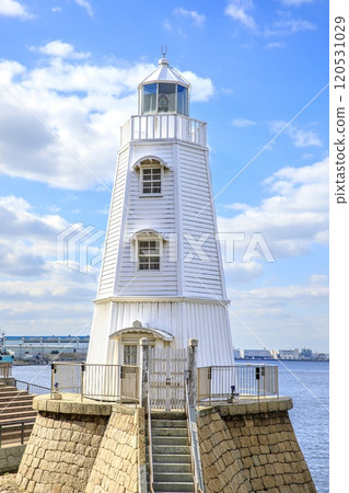 晴空下的舊堺燈塔，堺市 120531029
