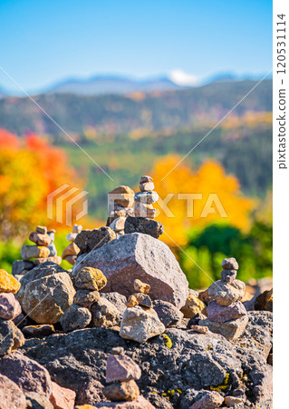 Autumn at Tokachidake Bougakudai in Biei, Hokkaido Autumn at Tokachidake Bougakudai in Biei, Hokkaido 120531114