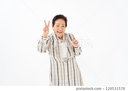 Senior woman portrait peace Senior woman portrait peace 120531578