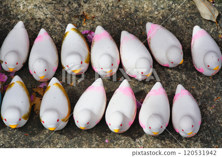 京都紫雲山長法寺六角堂鴿財（京都市中京區） 120531942