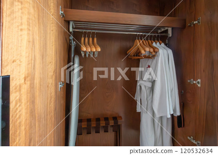 Beautiful guest rooms at the Osaka Marriott Miyako Hotel, a luxury foreign hotel located in Abeno Harukas Beautiful guest rooms at the Osaka Marriott Miyako Hotel, a luxury foreign hotel located in Abeno Harukas 120532634