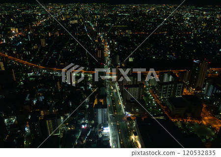 The night view from the guest room of the Osaka Marriott Miyako Hotel, a luxury foreign hotel located in the skyscraper Abeno Harukas 120532835