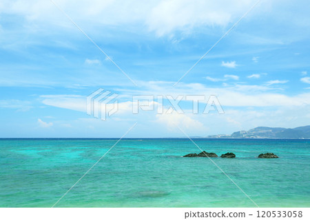 Okinawa Nago's beautiful sea Okinawa Nago's beautiful sea 120533058