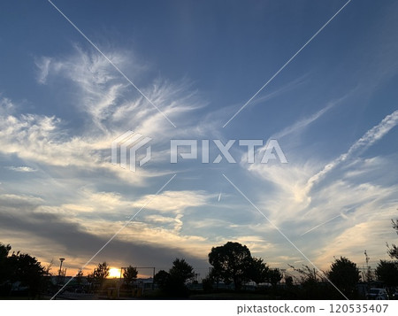 Clouds illuminated by the sunset Clouds illuminated by the sunset 120535407
