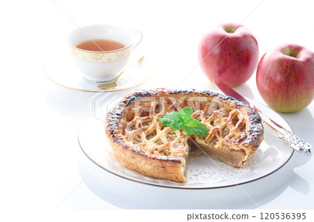Apple pie (white background) Apple pie (white background) 120536395