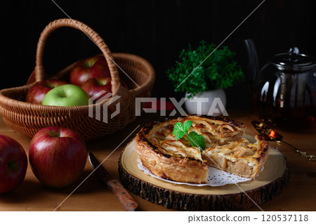 Apple pie (dark background) 120537118